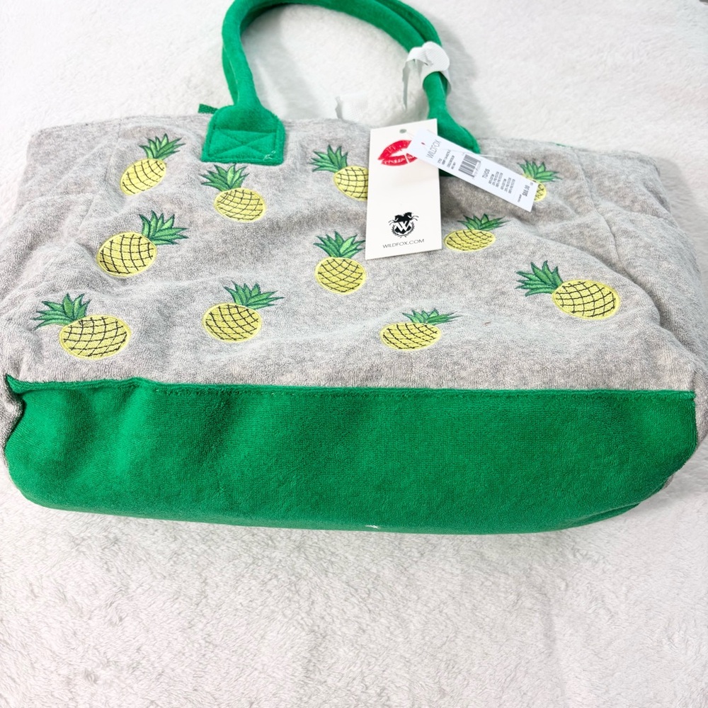 Wildfox Pineapple Gray‎ and Green Crossbody Bag with Adjustable Strap - Picture 8 of 14